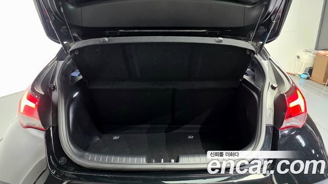 Hyundai Veloster (JS) 2.0 N 2019 — фото 18
