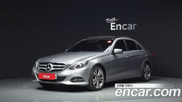 Mercedes-Benz E-Class (W212) E300 4MATIC Avantgarde