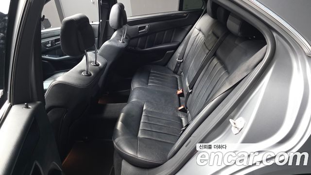 Mercedes-Benz E-Class (W212) E300 4MATIC Avantgarde 2015 — фото 11