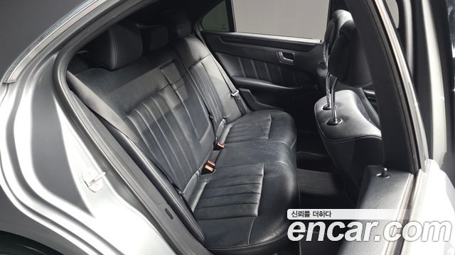 Mercedes-Benz E-Class (W212) E300 4MATIC Avantgarde 2015 — фото 12