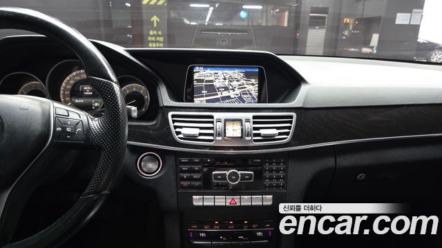 Mercedes-Benz E-Class (W212) E300 4MATIC Avantgarde 2015 — фото 14