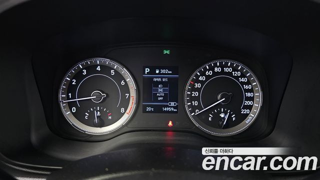 Hyundai Venue 1.6 Modern 2020 — фото 8