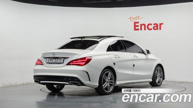 Mercedes-Benz CLA-Class (C117) CLA220 AMG Line 2018 — фото 2