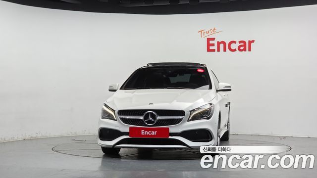 Mercedes-Benz CLA-Class (C117) CLA220 AMG Line 2018 — фото 3