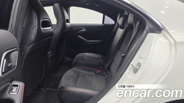 Mercedes-Benz CLA-Class (C117) CLA220 AMG Line 2018 — фото 12
