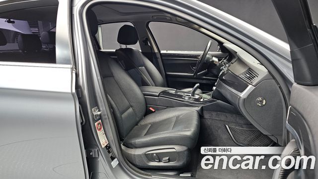 BMW 5 Series (F10) 520d 2014 — фото 11