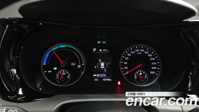 Kia K5 Hybrid (III) Trendy 2023 — фото 8