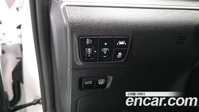 Kia K5 Hybrid (III) Trendy 2023 — фото 19