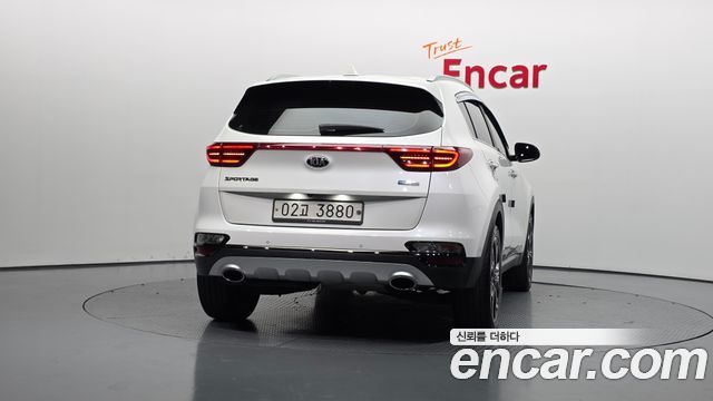 Kia Sportage The Bold Diesel 2.0 2WD Noblesse 2019 — фото 4