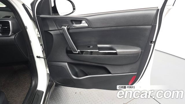 Kia Sportage The Bold Diesel 2.0 2WD Noblesse 2019 — фото 24