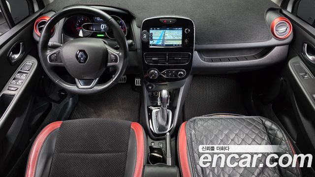 Renault Korea Clio Intens 2018 — фото 7