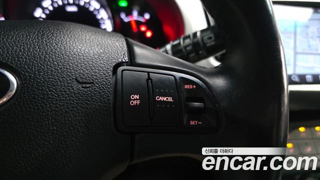 Kia Sportage R Diesel 2WD Trendy 2015 — фото 22