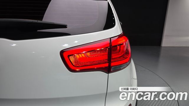 Kia Sportage R Diesel 2WD Trendy 2015 — фото 29
