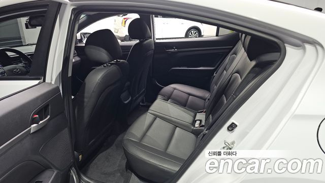 Hyundai Avante (AD) 1.6 Smart 2020 — фото 11