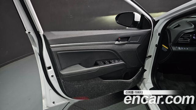 Hyundai Avante (AD) 1.6 Smart 2020 — фото 24