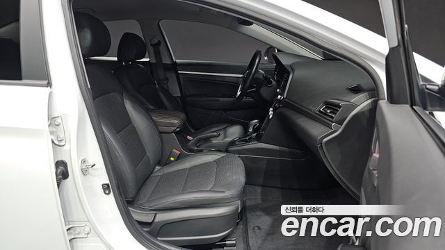 Hyundai Avante (AD) 1.6 Smart 2020 — фото 26