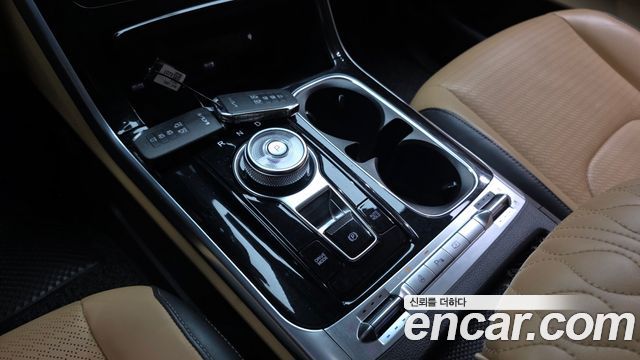 Kia Carnival (IV) Gasoline 7-Seater Signature 2023 — фото 9