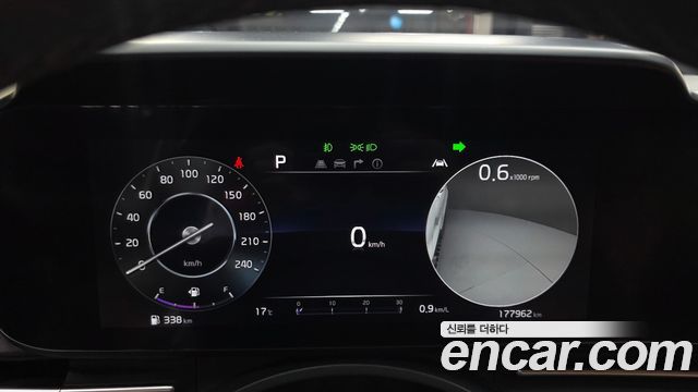 Kia Carnival (IV) Gasoline 7-Seater Signature 2023 — фото 21