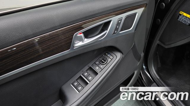 Genesis G80 3.3 GDI Luxury 2019 — фото 19