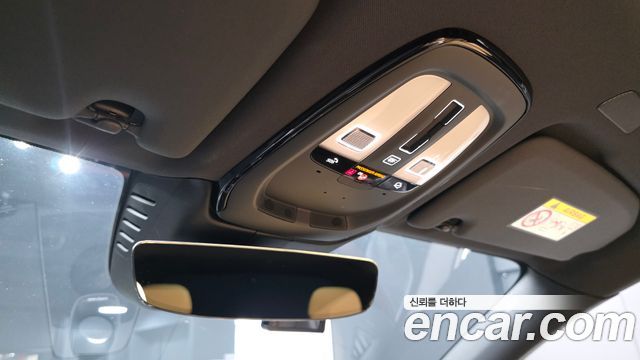 Volvo XC60 (II) T8 Ultimate Bright 2023 — фото 36