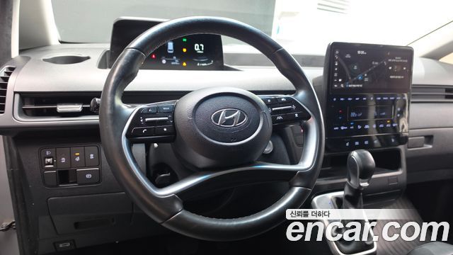 Hyundai Staria Cargo 3-Seater Modern 2022 — фото 12