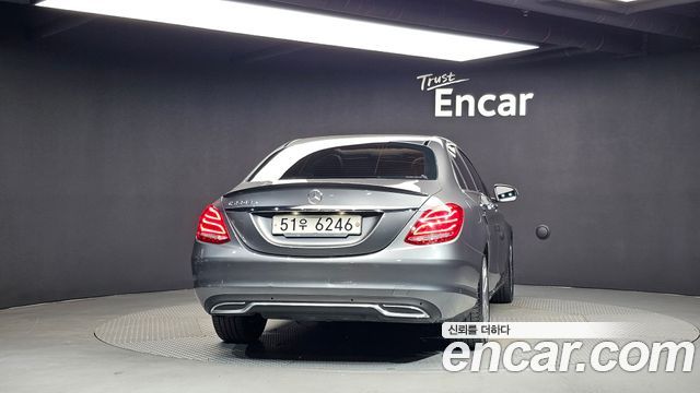 Mercedes-Benz C-Class (W205) C220 d Avantgarde 2017 — фото 4