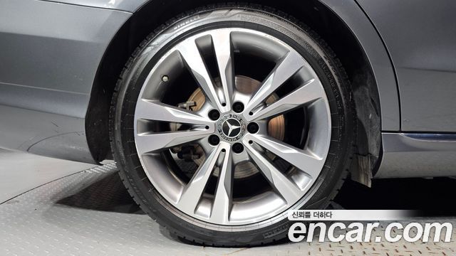 Mercedes-Benz C-Class (W205) C220 d Avantgarde 2017 — фото 5