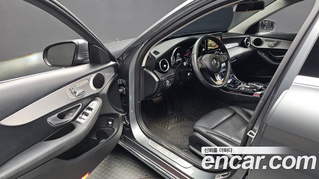 Mercedes-Benz C-Class (W205) C220 d Avantgarde 2017 — фото 10