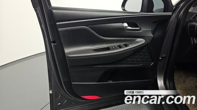 Hyundai Santa Fe Diesel 2.2 2WD Prestige 2021 — фото 24
