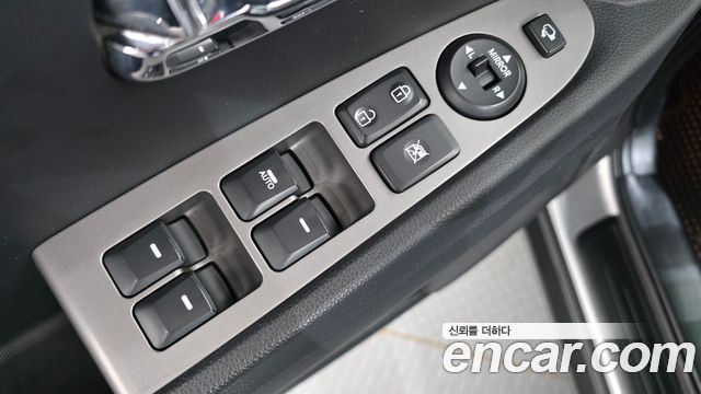 Kia Sportage R Diesel 2WD Trendy 2015 — фото 11