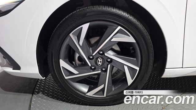 Hyundai Avante (CN7) 1.6 Inspiration 2024 — фото 5