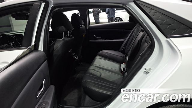 Hyundai Avante (CN7) 1.6 Inspiration 2024 — фото 12