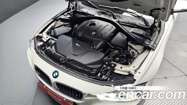 BMW 3 Series (F30) 330i M Sport 2017 — фото 6