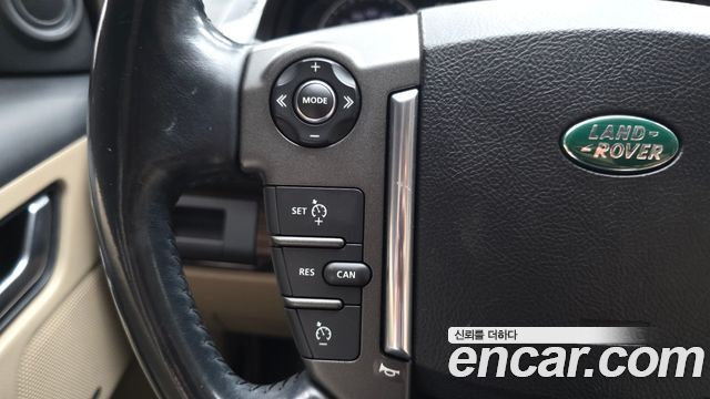Land Rover Freelander 2 2.2 SD4 HSE 2014 — фото 19