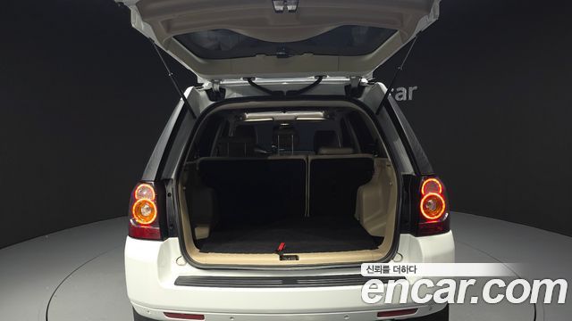Land Rover Freelander 2 2.2 SD4 HSE 2014 — фото 20