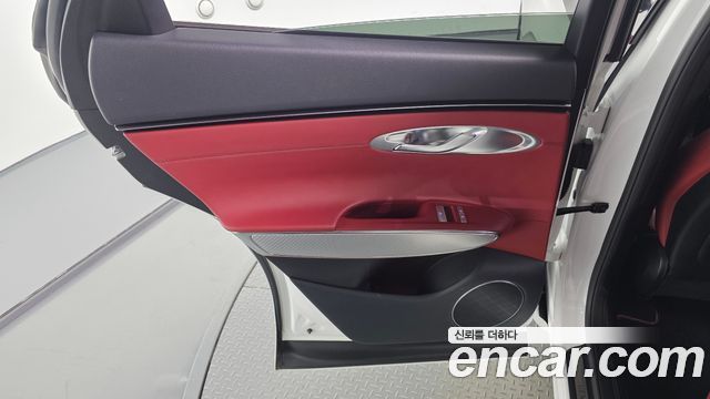 Genesis GV70 2.5T Gasoline 2WD 2021 — фото 25