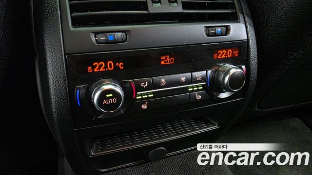 BMW 5 Series (F10) 528i Luxury Plus 2016 — фото 18