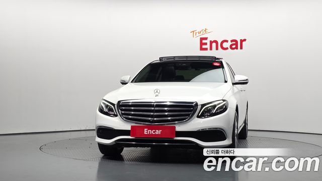 Mercedes-Benz E-Class (W213) E300 4MATIC Exclusive 2017 — фото 3