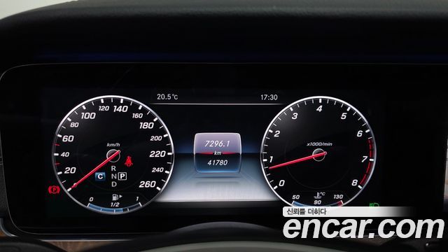 Mercedes-Benz E-Class (W213) E300 4MATIC Exclusive 2017 — фото 8