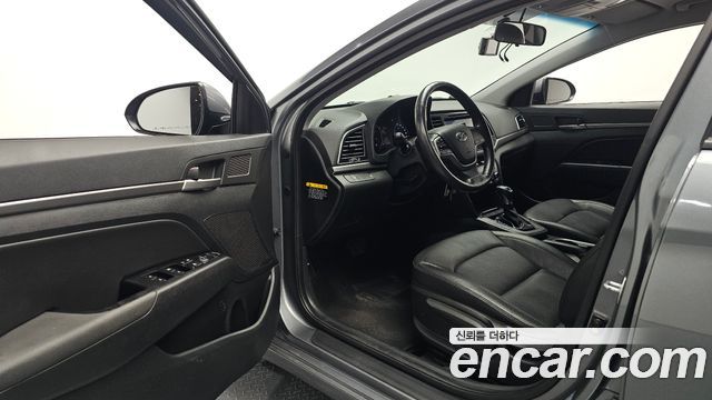 Hyundai Avante (AD) 1.6 GDI Smart 2016 — фото 10