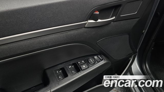 Hyundai Avante (AD) 1.6 GDI Smart 2016 — фото 27