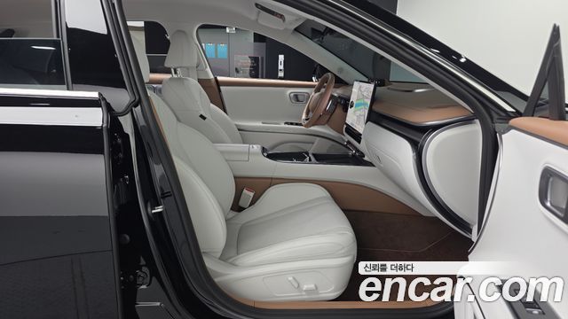 Hyundai Grandeur (GN7) 2.5 Gasoline  2WD Premium 2027 — фото 11