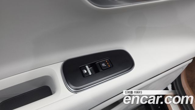 Hyundai Grandeur (GN7) 2.5 Gasoline  2WD Premium 2027 — фото 19