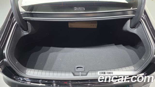 Hyundai Grandeur (GN7) 2.5 Gasoline  2WD Premium 2027 — фото 20