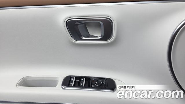 Hyundai Grandeur (GN7) 2.5 Gasoline  2WD Premium 2027 — фото 31