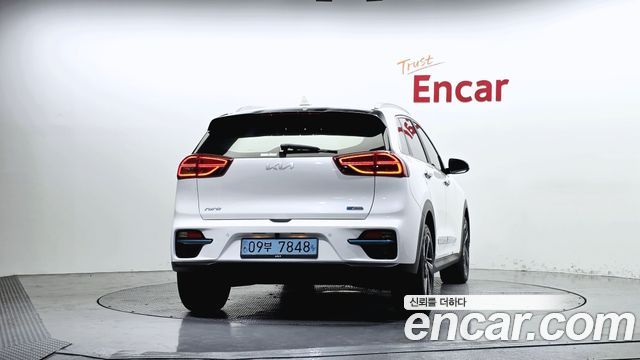 Kia Niro EV Noblesse 2022 — фото 4