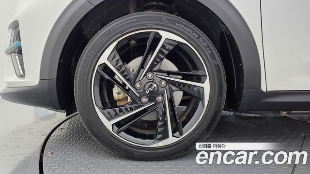Kia Niro EV Noblesse 2022 — фото 27