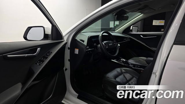 Kia Niro EV Air 2023 — фото 10