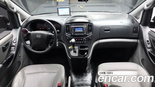 Hyundai Grand Starex 5-Seater VAN Smart 2016 — фото 7