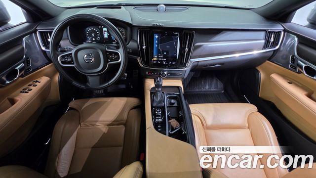Volvo V90 Cross Country T5 Pro AWD 2019 — фото 7